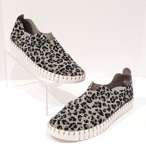 Ilse Jacobsen HORNBAEK Tulip Flats Size 41 Womens 11 Gray Leopard Loafers Shoes